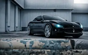 4k Maserati Low Angle