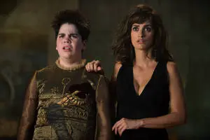 Cyrus Arnold And Penelope Cruz 4K