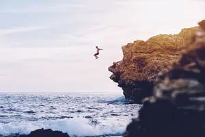 HD Desktop Cliff Jumping 