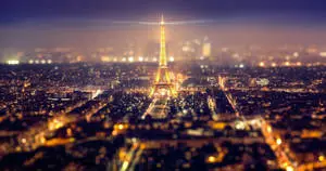 Paris Eiffel Tower Desktop 4K