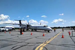 Porter Airlines Yellow Lane